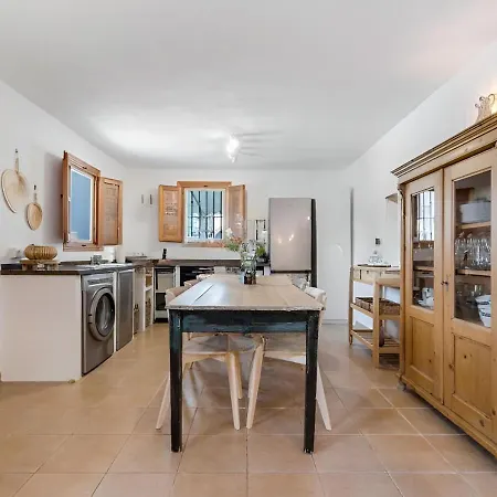 Clara Villa Rubite (Malaga)